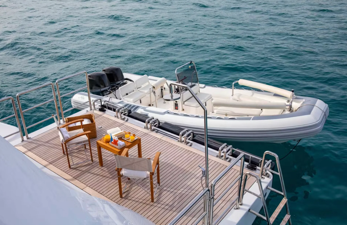 M/Y LA BLANCA