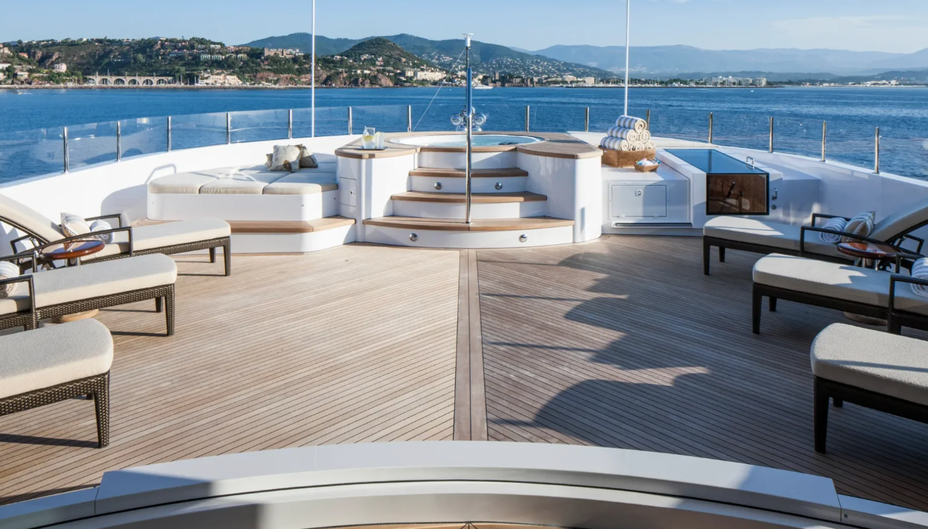 M/Y LIBERTY